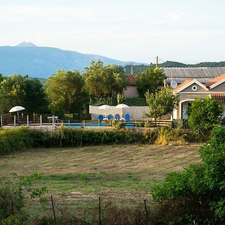 Villa Eros Vatos Bagian luar foto