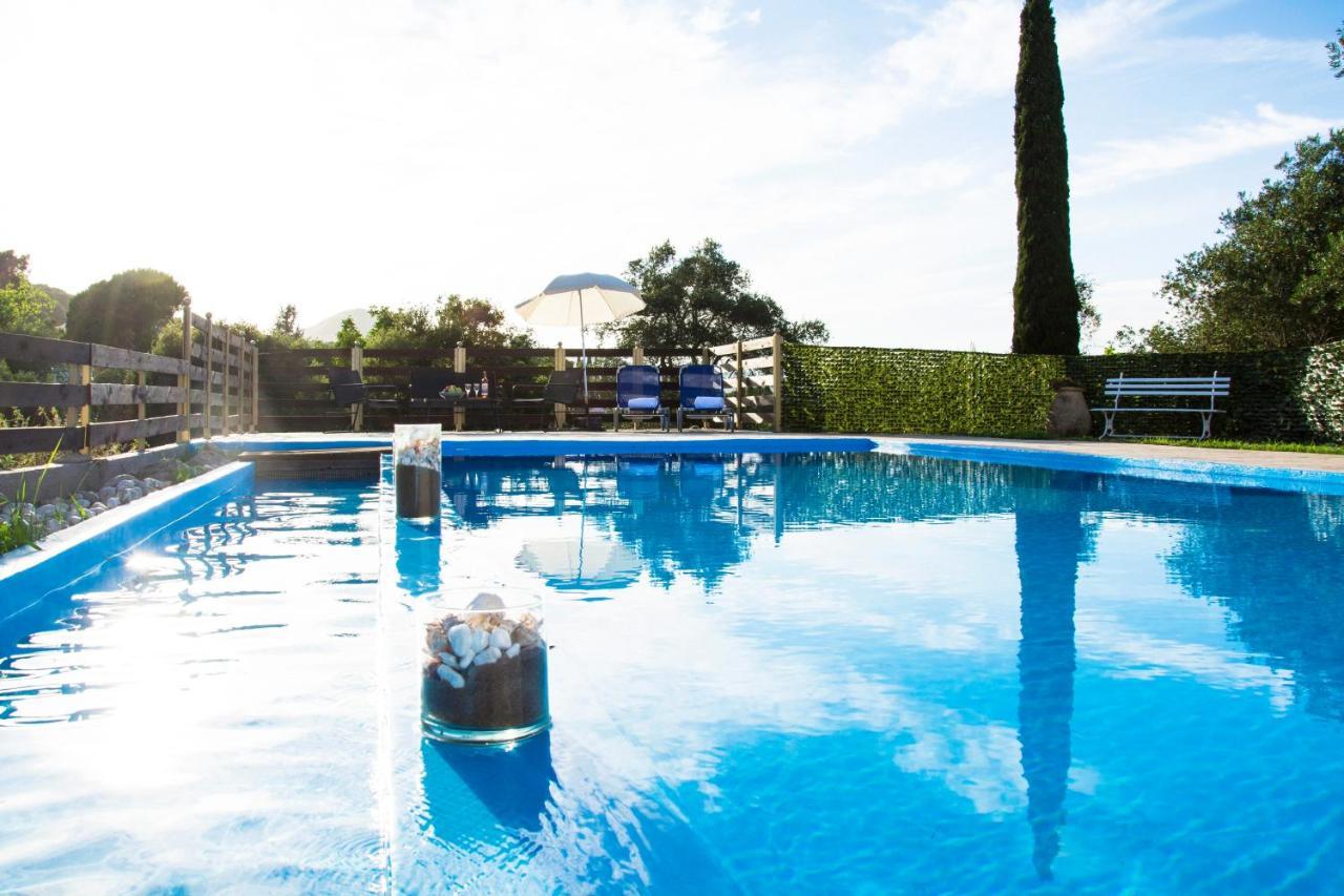 Villa Eros Vatos Bagian luar foto